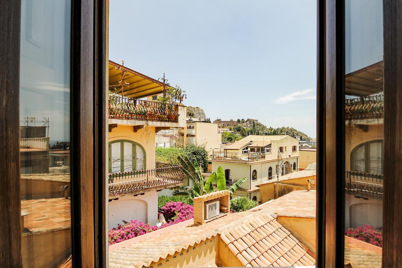 The Charme Of Sicily Apartamento Taormina Exterior foto